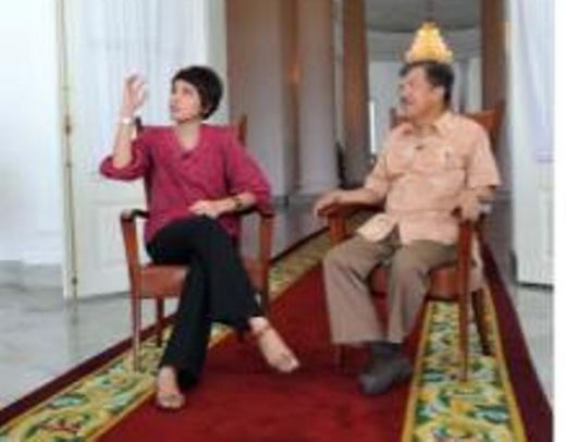 Wawancara dengan Wapres Jusuf Kalla di Istana.