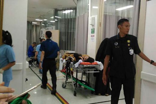 Puluhan Mahasiswa Korban Robohnya Lantai Gedung BEI Masih Dirawat di Rumah Sakit