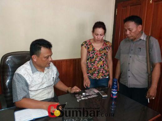 Lagi, Sat Res Narkoba Polres Dharmasraya Tangkap Seorang Perempuan Pengedar Shabu - shabu di Pulau Punjung