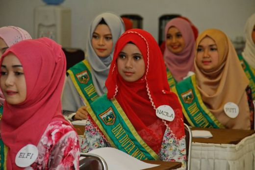 Finalis Uda Uni Padang Panjang Dapat Pembekalan Etika dan Kepribadian