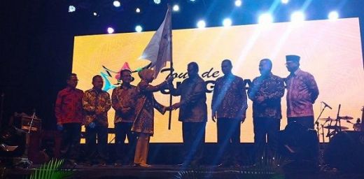 Diawali Parade Bendera Marawa dan Gandang Tasa, Tour de Singkarak 2019 Resmi Dimulai