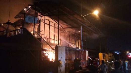 Rumah Kontrakan di Padang Barat Terbakar, Bocah 5 Tahun Ditemukan Hangus di Kamar