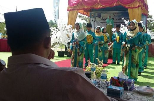 SMPN 3 Pulau Punjung Gelar Lomba Seni Islam, Bupati Sutan Riska Ikut Saksikan Lomba