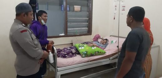 Dengar Warga Butuh Darah, Bhabin Kamtibmas Nagari Sungai Duo Polsek Sitiung I Langsung Turun Tangan untuk Donor