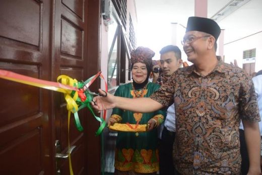 Walikota Riza Falepi Resmikan Tambahan Lokal SDN 06 Payakumbuh