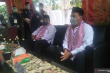 Suhatri Bur-Rahmang Pertama Daftar di KPU untuk Maju di Pilkada Padang Pariaman