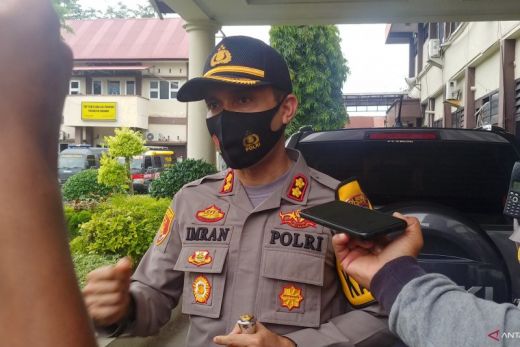 Polisi Bekuk Pelaku Begal yang Sering Beraksi Pakai Parang di Padang