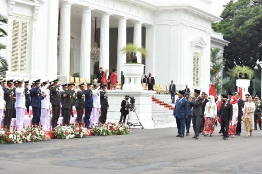 Peringati HUT TNI, Presiden RI Minta Prajurit Siap Hadapi Tantangan Geopolitik