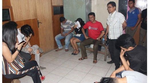 Satpol PP Padang Amankan 5 Pasangan Diduga Kumpul Kebo di Kamar Kos