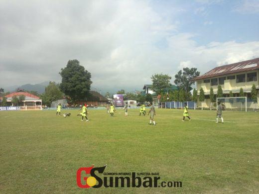Rabu Ini Turnamen Sepakbola Irman Gusman Cup Zona Padang Masuk Babak Semifinal, Ayo Saksikan!