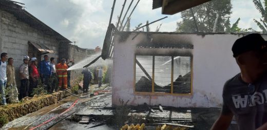 Ditinggal Pergi, Rumah Warga di Gaduik Agam Ini Ludes Dilalap Api