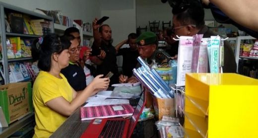 Pemilik Toko di Padang Ngaku Tak Tahu Buku yang Dijualnya Terindikasi Paham Komunis