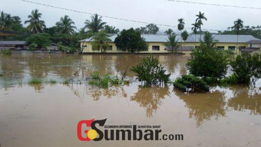 Ribuan Rumah Terendam Banjir di Limapuluh Kota, Hubungan Sumbar-Riau Masih Lumpuh