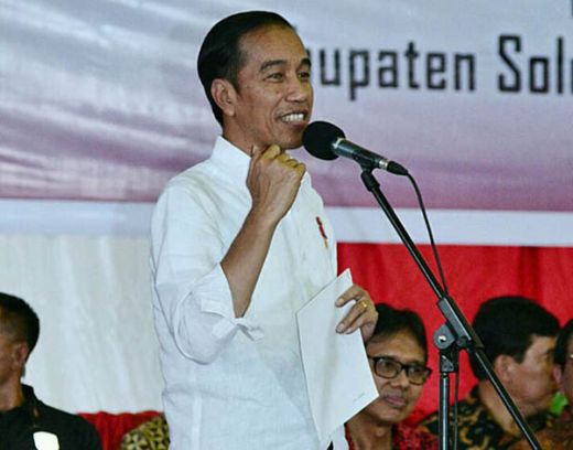 Presiden Serahkan Sertifikat Tanah Adinegoro, Jokowi: Kita Jangan Lupa Sejarah