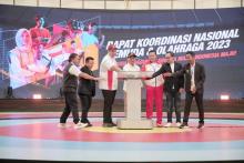 Wakili Presiden Jokowi, Menko PMK Buka Rakornas Pemuda dan Olahraga 2023