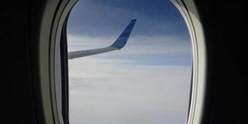 Hujan Deras Landa Padang, Pesawat Garuda Alihkan Pendaratan ke Pekanbaru