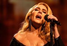 Adele Nervous Ditonton Lady Gaga di Pertunjukannya di Las Vegas