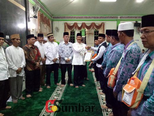 Bupati Yusuf Lubis Lepas 303 Orang Calon Jemaah Haji Kabupaten Pasaman ke Tanah Suci