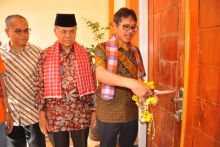 Pujikan Alumni, Gubernur Sumbar Resmikan Ruang Islamic Center SMAN 3 Padang