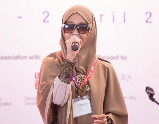 Lagu Ana Uhibbuka Fillah Milik Penyanyi Asal Pekanbaru Aci Cahaya Dilirik Netizen