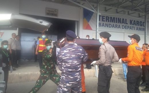 Jenazah Pegawai Pajak Korban Lion Air JT-610 Dikebumikan di Padang