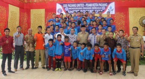 PDAM Kota Padang Danai SSB Padang United