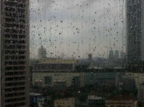 Sumbar Bagian Selatan Berpeluang Hujan, Kualitas Udara Terpantau Baik