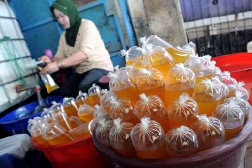Terhitung Maret 2016, Minyak Goreng Curah Tanpa Kemasan Dilarang Beredar di Bukittinggi