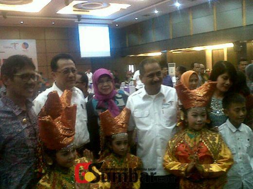 Disaksikan Menpar Arief Yahya, Tiga Gubernur di Sumatera Sepakat Melakukan Sinergi Pengembangan Kepariwisataan