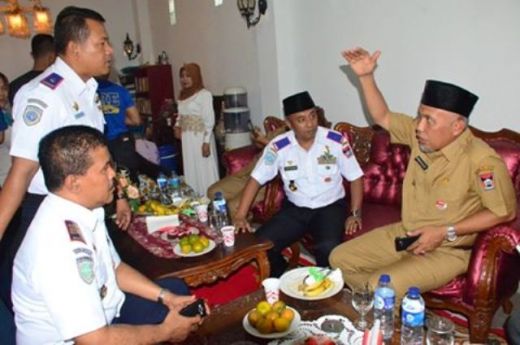 Waliko Padang Minta Seluruh SKPD, Jawab Kritik dengan Kerja