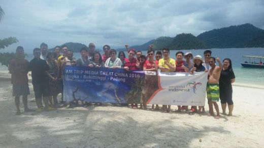 Melancong ke Sumatera Barat, Rombongan Media China Kagumi Keindahan Ranah Minang