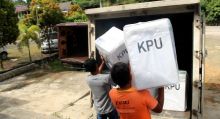 KPU Dharmasraya Distribusikan Logistik Pemilu ke Semua Kecamatan