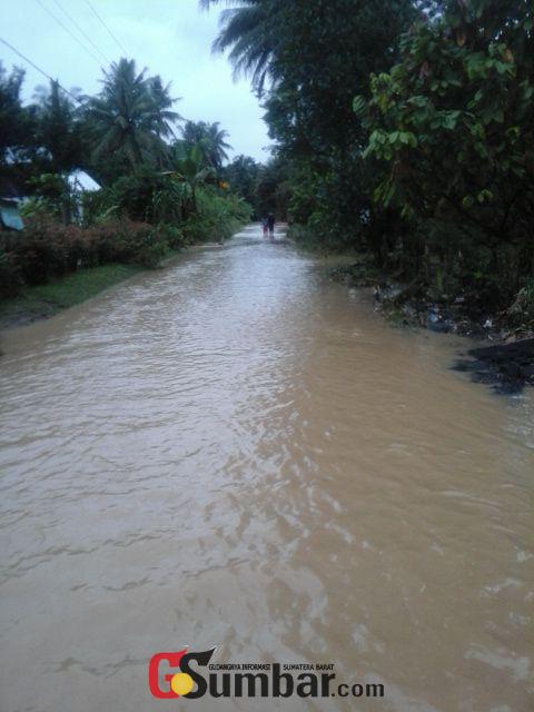 Banjir di Limbabang Baruah, Puluhan Rumah Terendam