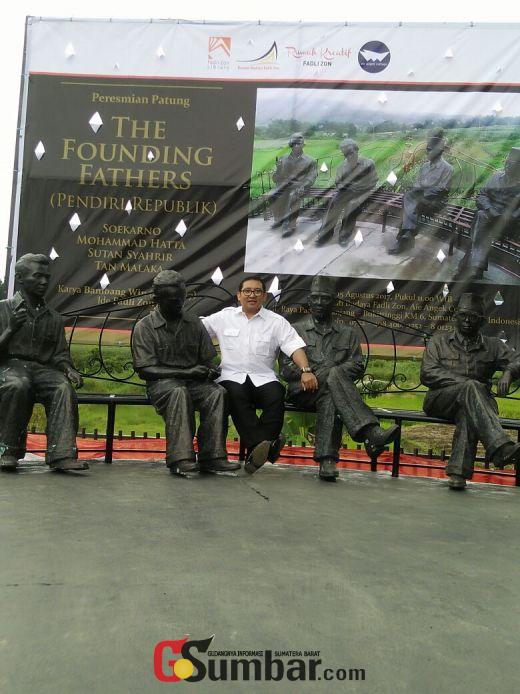 Mengenang Pendiri Bangsa, Patung 4 Tokoh Founding Father Ini Diresmikan Wakil Ketua DPR - RI di Aia Angek Tanah Datar