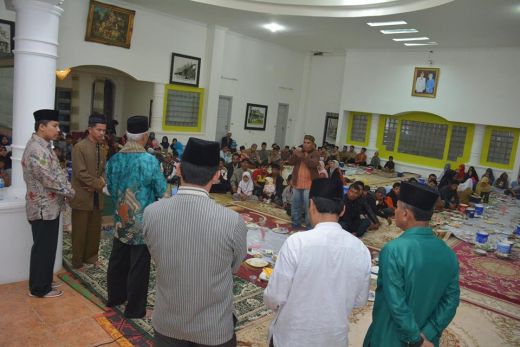 Ribuan Warga Ramaikan Buka Bersama di Kediaman Walikota Padang Panjang