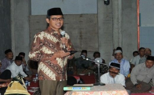 Datangi Masjid Nurul Ikhlas Andalas Padang, Gubernur Ajak Warga Sukseskan Maghrib Mengaji