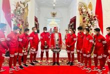 Ikut Upacara HUT ke-77 RI, Pelatih dan Pemain Timnas U 16 Bangga Bisa Ngobrol Bareng Presiden Jokowi