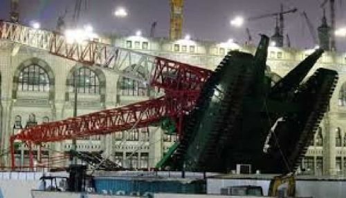 Crane yang Menimpa Masjidil Haram Itu Milik Bin Ladin, Beratnya 1.300 Ton, Terbesar Kedua di Dunia