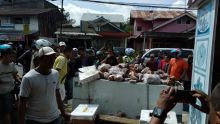 Merasa Dirugikan, Puluhan Pedagang Daging di Bukittinggi Ini Gerebek Kios Penjualan Daging Impor