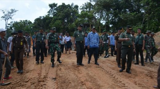 Tim Pengawas dan Evaluasi TNI AD Kunjungi Lokasi TMMD Ke-104 Kodim 0319/Mentawai