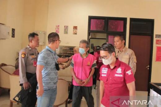 Dua Tersangka Kasus Korupsi KONI Padang Ditahan