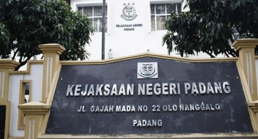 Kasusnya Dinyatakan P21, Tersangka Penistaan Agama Diserahkan Polisi ke Kejari Padang
