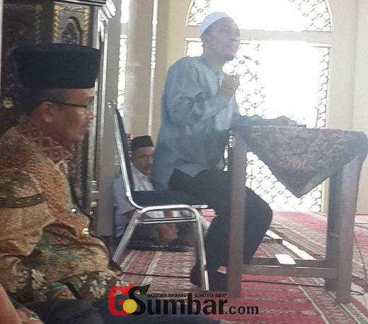 Hari Pertama Kerja, Gusmal Wirid di Islamic Center Koto Baru Solok