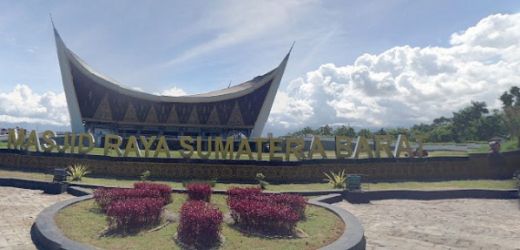 Tilep Dana Masjid Raya Sumbar dan BAZ hingga Rp1,5 Miliar, Oknum ASN Dilaporkan ke Polresta Padang