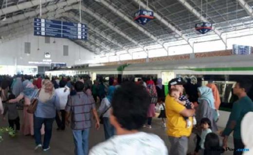 Lebaran, Penumpang Kereta Api Bandara Minangkabau Meningkat 13 Kali Lipat