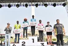 Menpora Dito Hadiri Lomba Lari Jakarta Half Marathon 2023