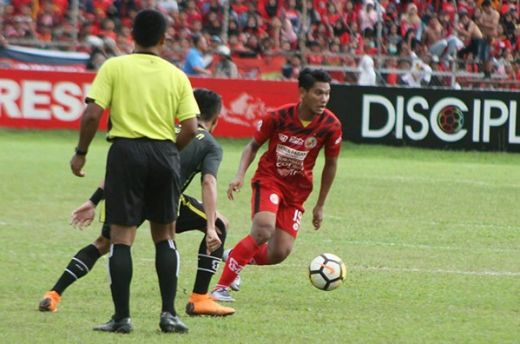 Dua Penalti Ajaib Bantu Semen Padang Lolos ke Semifinal Liga 2