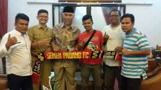 Pemko Padang Siapkan Bus untuk Berangkat Suporter SPFC ke Jakarta