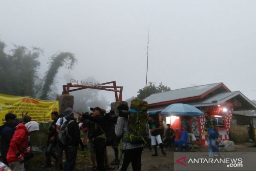 Lima Pendaki Asal Agam yang Hilang di Gunung Marapi Ditemukan di Rimbo Kalam