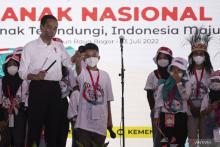 Jokowi Minta Orangtua Tak Memaksa Keinginannya ke Anak